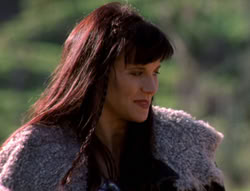 extant_XenaWarriorPrincess_5x05-ThemBonesThemBones_0041