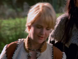 extant_XenaWarriorPrincess_5x05-ThemBonesThemBones_0074