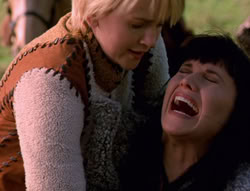 extant_XenaWarriorPrincess_5x05-ThemBonesThemBones_0107