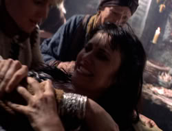 extant_XenaWarriorPrincess_5x05-ThemBonesThemBones_0126