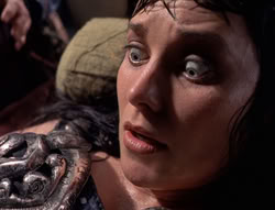 extant_XenaWarriorPrincess_5x05-ThemBonesThemBones_0164