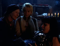 extant_XenaWarriorPrincess_5x05-ThemBonesThemBones_0193