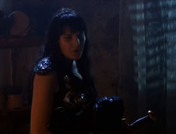 extant_XenaWarriorPrincess_5x05-ThemBonesThemBones_0243