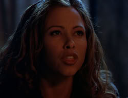 extant_XenaWarriorPrincess_5x05-ThemBonesThemBones_0247