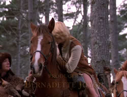 extant_XenaWarriorPrincess_5x05-ThemBonesThemBones_0377