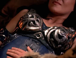 extant_XenaWarriorPrincess_5x05-ThemBonesThemBones_0424