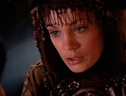 extant_XenaWarriorPrincess_5x05-ThemBonesThemBones_0476