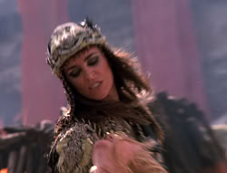 extant_XenaWarriorPrincess_5x05-ThemBonesThemBones_0524