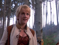 extant_XenaWarriorPrincess_5x05-ThemBonesThemBones_0535