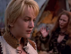 extant_XenaWarriorPrincess_5x05-ThemBonesThemBones_0541