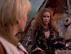 extant_XenaWarriorPrincess_5x05-ThemBonesThemBones_0543