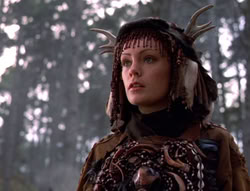 extant_XenaWarriorPrincess_5x05-ThemBonesThemBones_0545