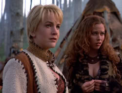 extant_XenaWarriorPrincess_5x05-ThemBonesThemBones_0553