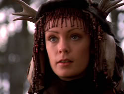 extant_XenaWarriorPrincess_5x05-ThemBonesThemBones_0558