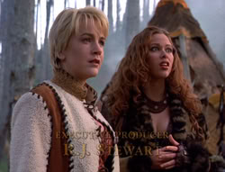 extant_XenaWarriorPrincess_5x05-ThemBonesThemBones_0559