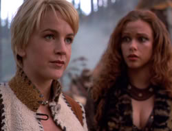 extant_XenaWarriorPrincess_5x05-ThemBonesThemBones_0598