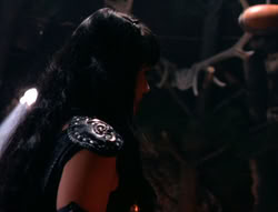 extant_XenaWarriorPrincess_5x05-ThemBonesThemBones_0616