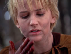 extant_XenaWarriorPrincess_5x05-ThemBonesThemBones_0747