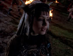 extant_XenaWarriorPrincess_5x05-ThemBonesThemBones_0820