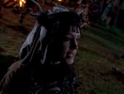 extant_XenaWarriorPrincess_5x05-ThemBonesThemBones_0823