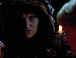 extant_XenaWarriorPrincess_5x05-ThemBonesThemBones_0843