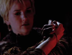 extant_XenaWarriorPrincess_5x05-ThemBonesThemBones_0889
