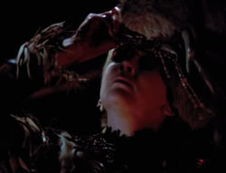 extant_XenaWarriorPrincess_5x05-ThemBonesThemBones_0914
