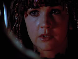 extant_XenaWarriorPrincess_5x05-ThemBonesThemBones_0944
