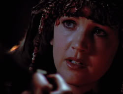 extant_XenaWarriorPrincess_5x05-ThemBonesThemBones_0957