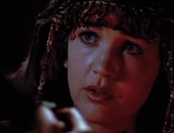 extant_XenaWarriorPrincess_5x05-ThemBonesThemBones_0958