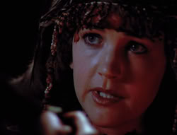 extant_XenaWarriorPrincess_5x05-ThemBonesThemBones_0959