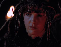extant_XenaWarriorPrincess_5x05-ThemBonesThemBones_0977