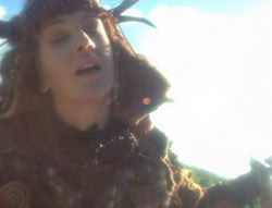 extant_XenaWarriorPrincess_5x05-ThemBonesThemBones_1055
