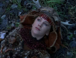 extant_XenaWarriorPrincess_5x05-ThemBonesThemBones_1090