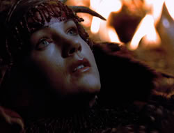 extant_XenaWarriorPrincess_5x05-ThemBonesThemBones_1182