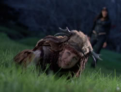extant_XenaWarriorPrincess_5x05-ThemBonesThemBones_1346