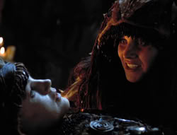extant_XenaWarriorPrincess_5x05-ThemBonesThemBones_1394