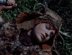 extant_XenaWarriorPrincess_5x05-ThemBonesThemBones_1408