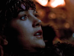 extant_XenaWarriorPrincess_5x05-ThemBonesThemBones_1459