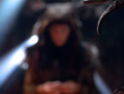 extant_XenaWarriorPrincess_5x05-ThemBonesThemBones_1477