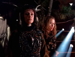 extant_XenaWarriorPrincess_5x05-ThemBonesThemBones_1483