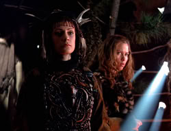 extant_XenaWarriorPrincess_5x05-ThemBonesThemBones_1484