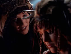 extant_XenaWarriorPrincess_5x05-ThemBonesThemBones_1492