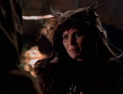 extant_XenaWarriorPrincess_5x05-ThemBonesThemBones_1559