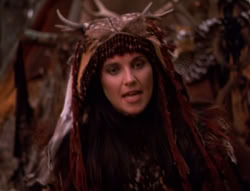 extant_XenaWarriorPrincess_5x05-ThemBonesThemBones_1580