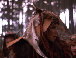 extant_XenaWarriorPrincess_5x05-ThemBonesThemBones_1589