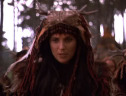 extant_XenaWarriorPrincess_5x05-ThemBonesThemBones_1592