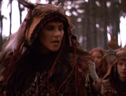 extant_XenaWarriorPrincess_5x05-ThemBonesThemBones_1596