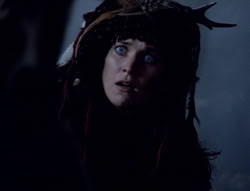 extant_XenaWarriorPrincess_5x05-ThemBonesThemBones_1851