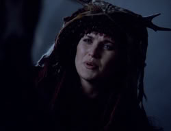 extant_XenaWarriorPrincess_5x05-ThemBonesThemBones_1876